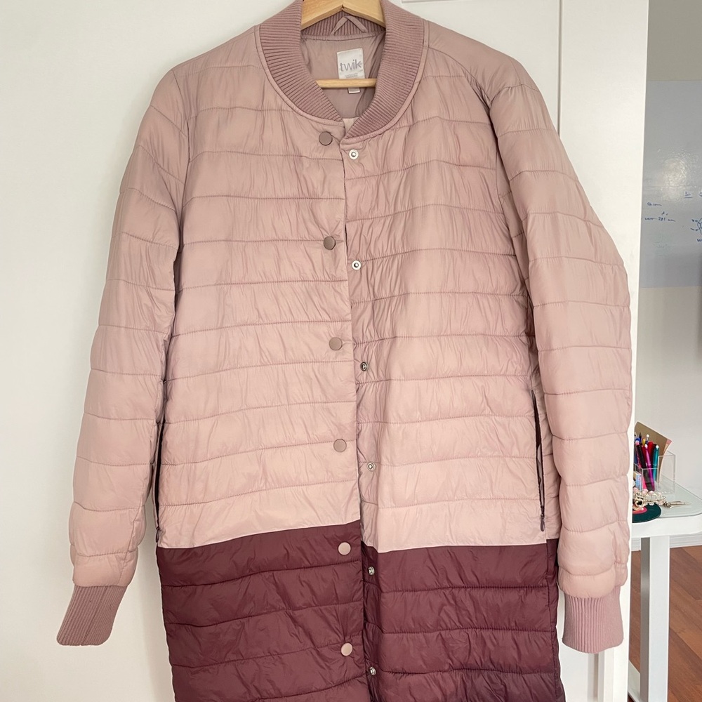 Simons ( twik ) puffer jacket women size XL